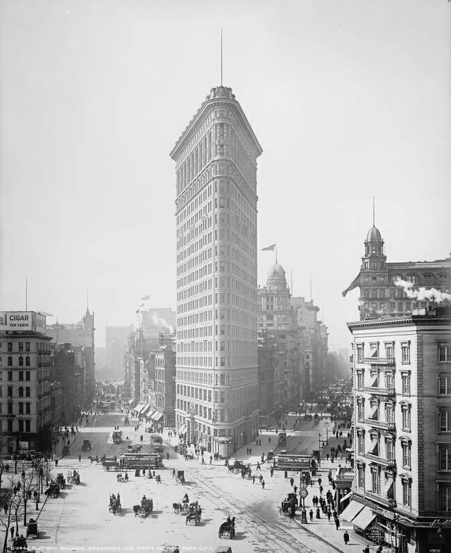 Flatiron Building, Broadway and Fifth Av anonymous