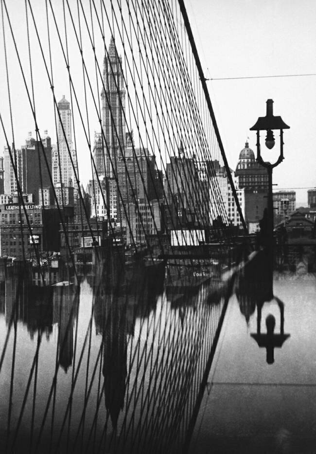 Filet du pont de Brooklyn dans les années 1930 Keystone