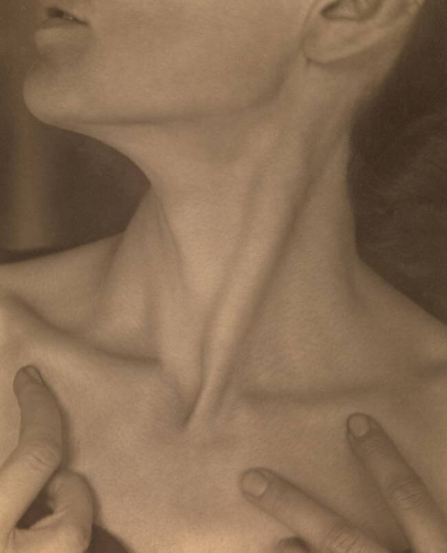 Georgia O'Keeffe — Neck Alfred Stieglitz
