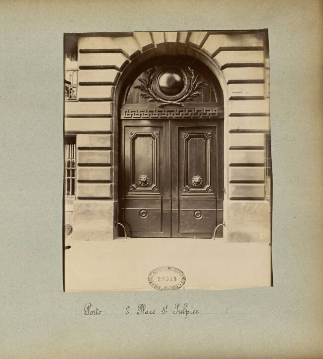 Porte, 6 Place Saint Sulpice : VIe Arrondissement Eugène Atget