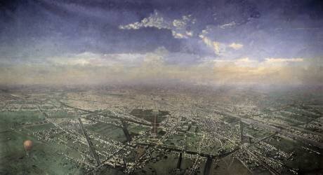 General view of Paris from a hot-air balloon (Victor Navlet) - Muzeo.com