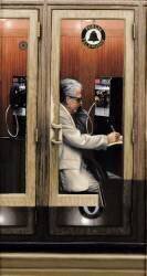Mon père dans la cabine téléphonique (Max Ferguson) - Muzeo.com