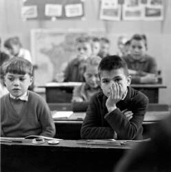 Children at School in 1957 in Geneva (Rue des Archives) - Muzeo.com