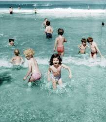 Children Playing on The Beach in Brittany (Rue des Archives) - Muzeo.com