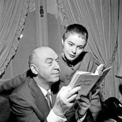 Director Otto Preminger And Actress Jean Seberg (Rue des Archives) - Muzeo.com