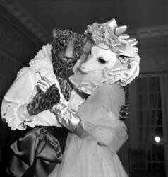 French Dress Designer Jacques Fath (Rue des Archives) - Muzeo.com