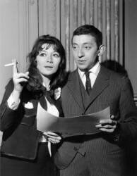 French Singers Juliette Greco and Serge Gainsbourg Winners of Prize of Charles Cros Academy on March 14 (Rue des Archives) - Muzeo.com