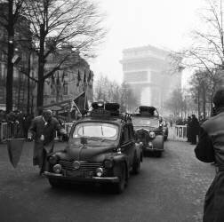 Monte Carlo Rally comes to Paris (Keystone) - Muzeo.com