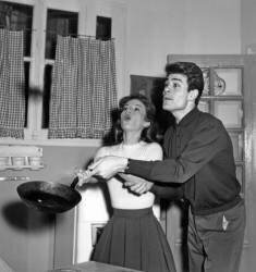 Pascale Audret And Claude Title Blowing The Crepes Of The Candlestick (Rue des Archives) - Muzeo.com