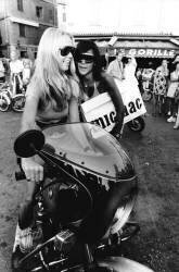 Saint Tropez, 1974 (Daniel Simon) - Muzeo.com