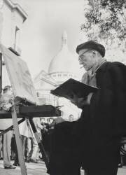 The artist Maurice Utrillo painting at his easel in Montmartre, Paris, 1950\'s (photo) (anonymous) - Muzeo.com