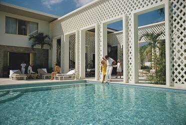 Arturo Pani's Villa (Slim Aarons) - Muzeo.com