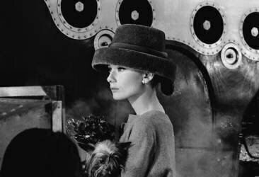 Audrey Hepburn sur le tournage de Funny Face (Bert Hardy) - Muzeo.com