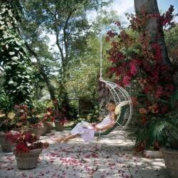 Barbados Bliss (Slim Aarons) - Muzeo.com