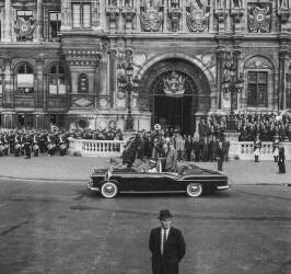 Charles De Gaulle et Dwight Eisenhower (Rue des Archives) - Muzeo.com