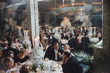 Party At Romanoff's (Slim Aarons) - Muzeo.com