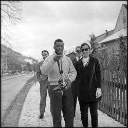 Pelé et sa femme Rosemeri dos Reis Cholbi pendant leur lune de miel (anonyme) - Muzeo.com