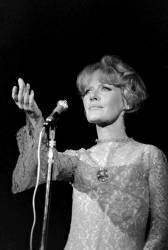 Petula Clark (Collection Christophel) - Muzeo.com