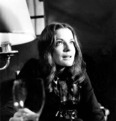 Romy Schneider le 10 janvier 1970 (Rue des Archives) - Muzeo.com