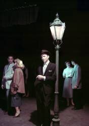 Sinatra Lamp Post Cigarette (Michael Ochs) - Muzeo.com
