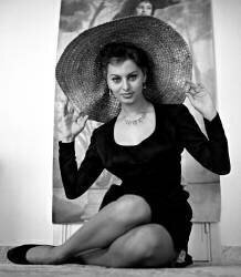 Sophia Loren (Collection Christophel) - Muzeo.com