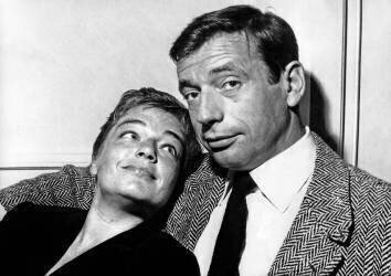 Yves Montand et Simone Signoret à leur domicile (Rue des Archives) - Muzeo.com