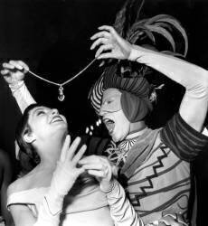Zizi Jeanmaire et Serge Lifar (Rue des Archives) - Muzeo.com