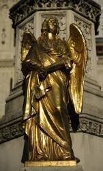 Ange d'or (Anton Dominik Fernkorn) - Muzeo.com