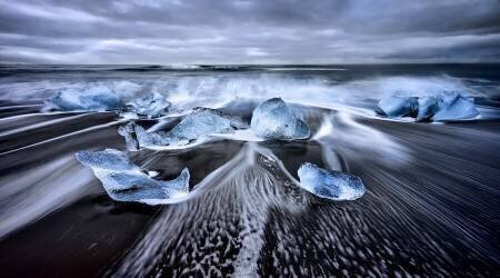 Blue Diamonds (Jesús M. García) - Muzeo.com