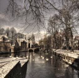 Bruges in Christmas dress (Yvette Depaepe) - Muzeo.com