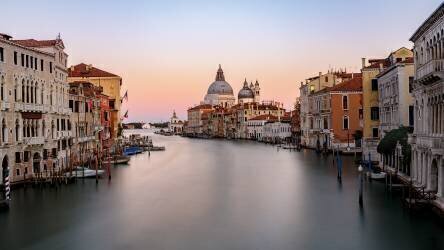 Canal Grande - coucher de soleil (Marnix Detollenaere) - Muzeo.com