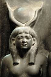 Détail de la Triade de Menkaure (anonyme) - Muzeo.com