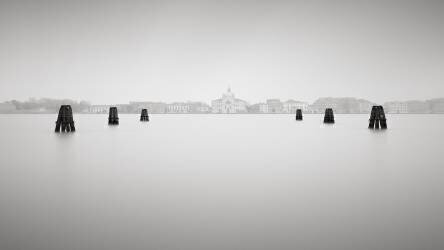 Eglise des filles (Ronny Behnert) - Muzeo.com