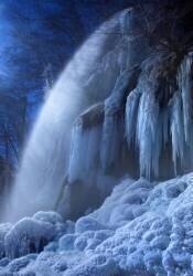Frozen in the moonlight (Nicolas Schumacher) - Muzeo.com