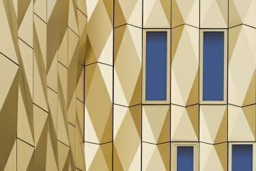 Façade dorée (Greetje van Son) - Muzeo.com