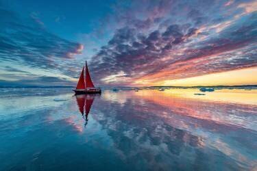 Greenland fire sky (Marc Pelissier) - Muzeo.com