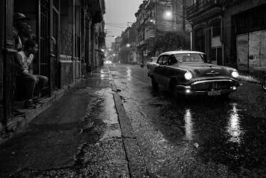 Havana in the rain (Murray Sye) - Muzeo.com