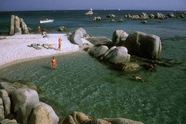 Island Paradise (Slim Aarons) - Muzeo.com