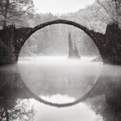 Le Pont du diable (Ronny Behnert) - Muzeo.com
