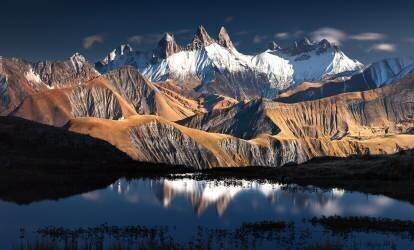Les Aiguilles (Karol Nienartowicz) - Muzeo.com