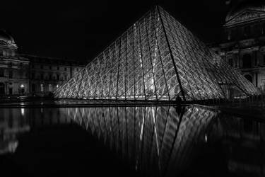 Lonely in Paris (Siamak Jalali) - Muzeo.com