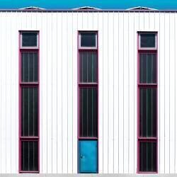 Magenta Frames (Stephan Ruckert) - Muzeo.com