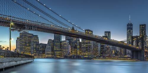 New York - Blue Hour over Manhattan (Michael Jurek) - Muzeo.com