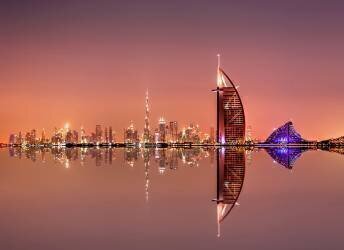 Night color of Dubai (Jie Jin) - Muzeo.com