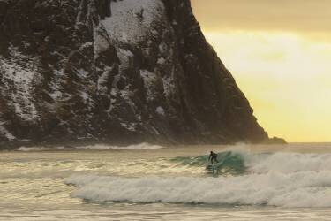 Only the ocean (Vincent Croce) - Muzeo.com