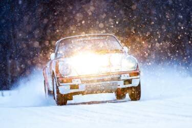 Porsche 911 (Attila Szabo) - Muzeo.com