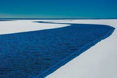River on the Lake (Mark Goodman) - Muzeo.com