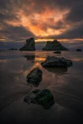 Sunset at Bandon Beach (Lydia Jacobs) - Muzeo.com