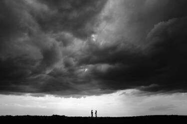 Talk under the sky (Simun Ascic) - Muzeo.com