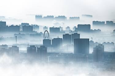 The city of fog (Stanley Lee) - Muzeo.com